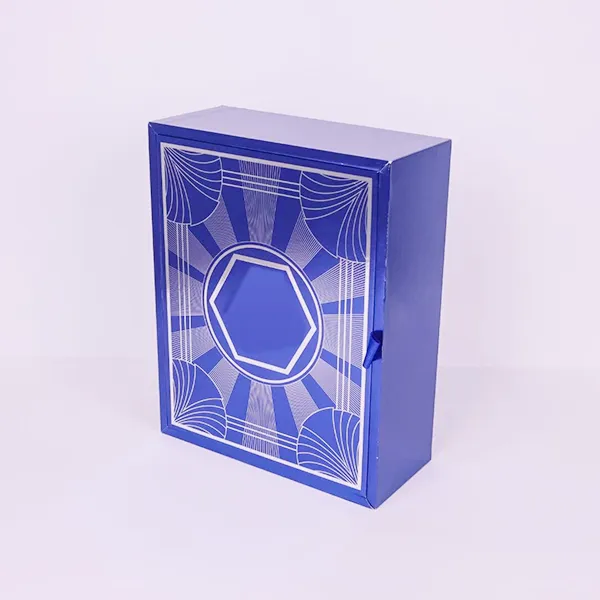 चुंबकीय उपहार बक्से