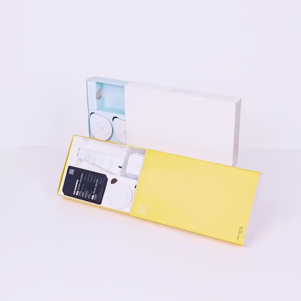 पैकेजिंग आवेषण